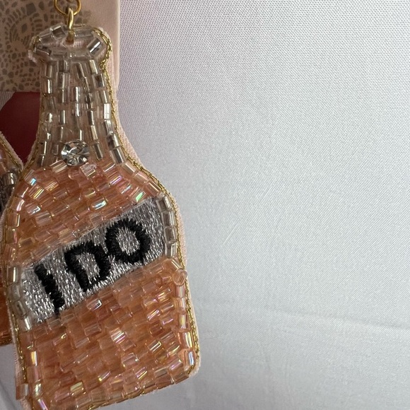 Treasure Beaded Bottle Dangle Earrings with I do NWT - Picture 5 of 6